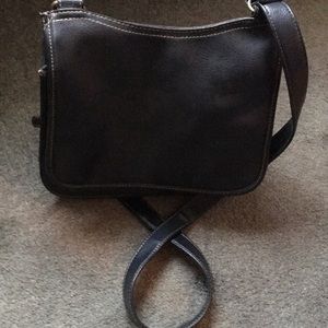 Liz Claiborne black crossbody purse